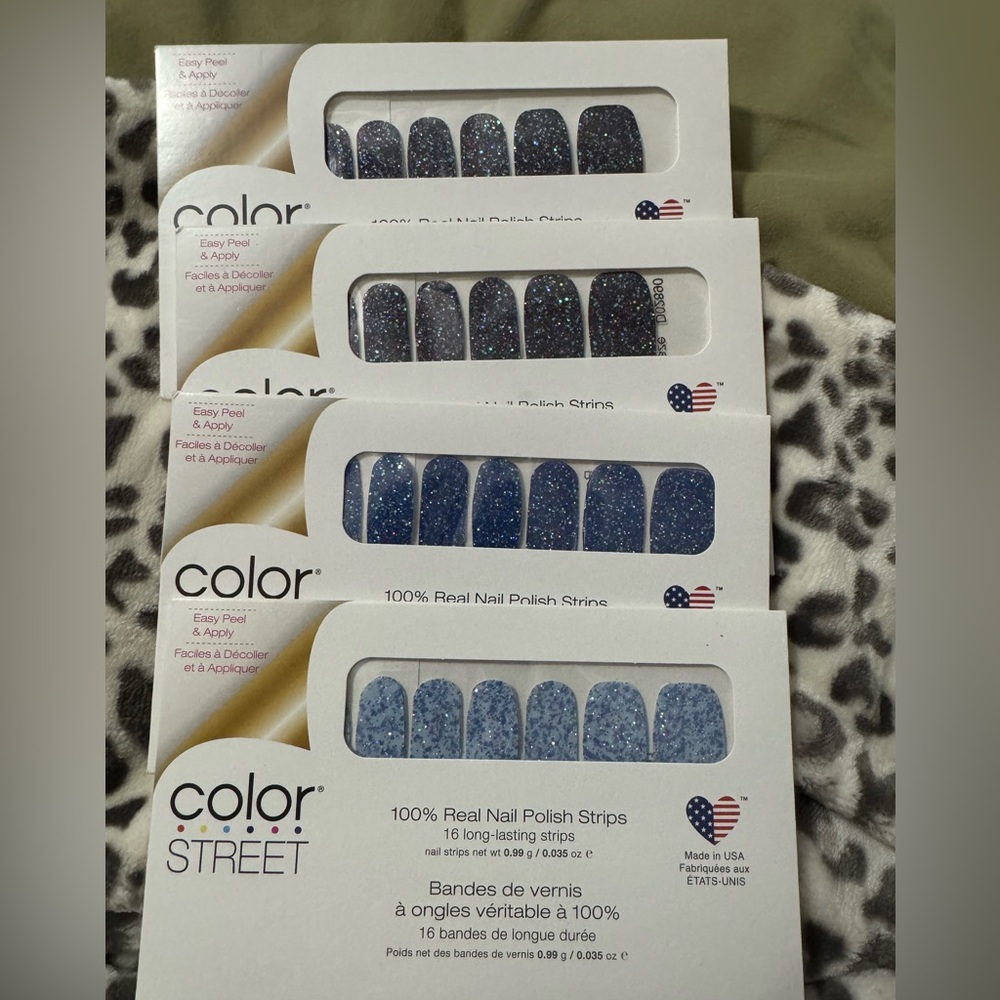 Color Street Nail Strips - This is a pack with 4 colors included that you see.